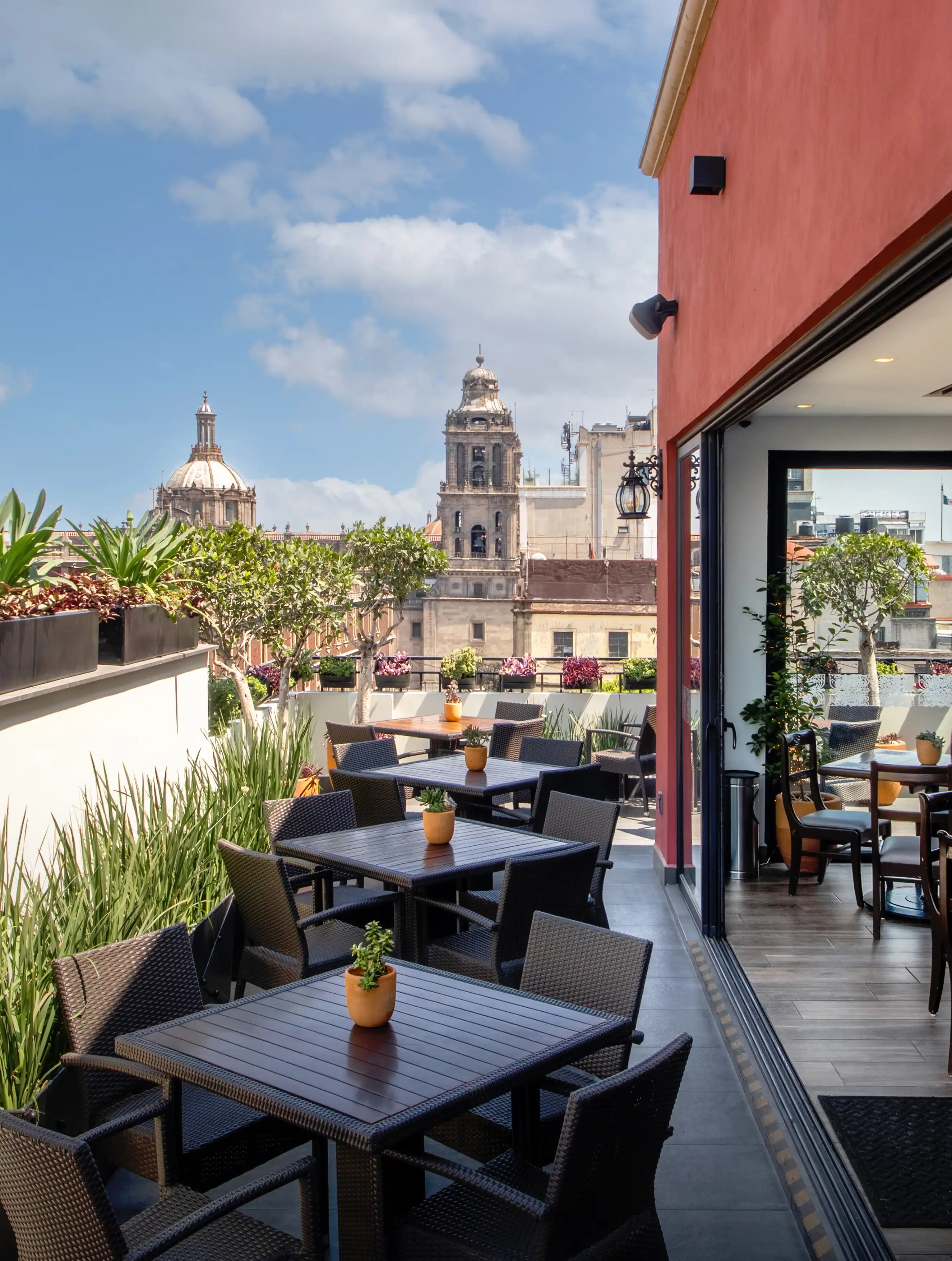 Terraza de Canada Central con vista al Centro Histórico de la Ciudad de México